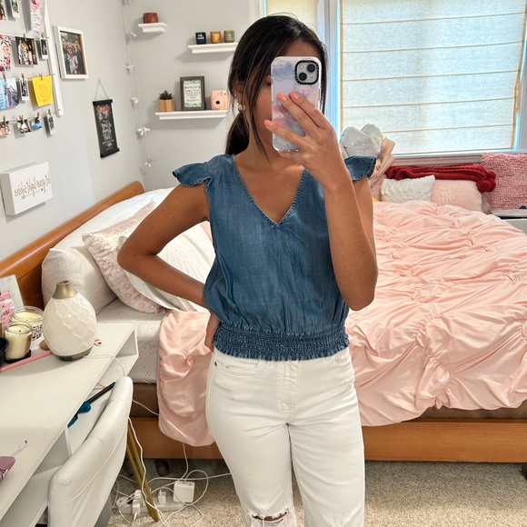 Francesca’s Crop Top - Picture 3 of 6